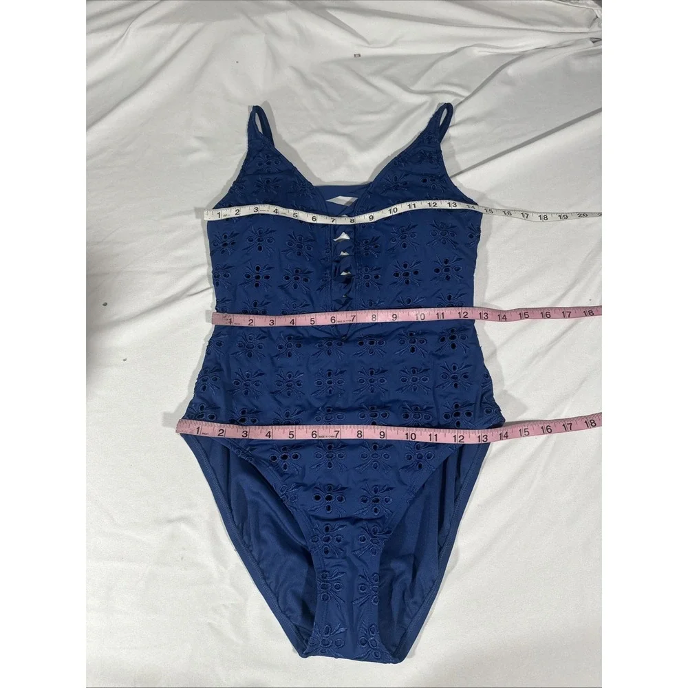 NWT $129 Bleu by Rod Beattie [ 8 ] Eyes Wide Lace Down One‎ Piece Swimsuit 6995